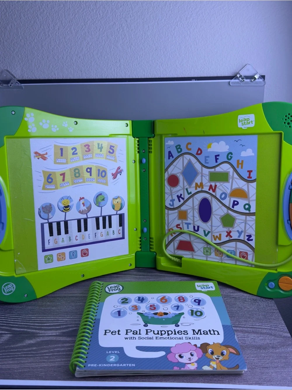 LeapFrog LeapStart Learning System w/ Pet Pal Puppies Book Tested Works
